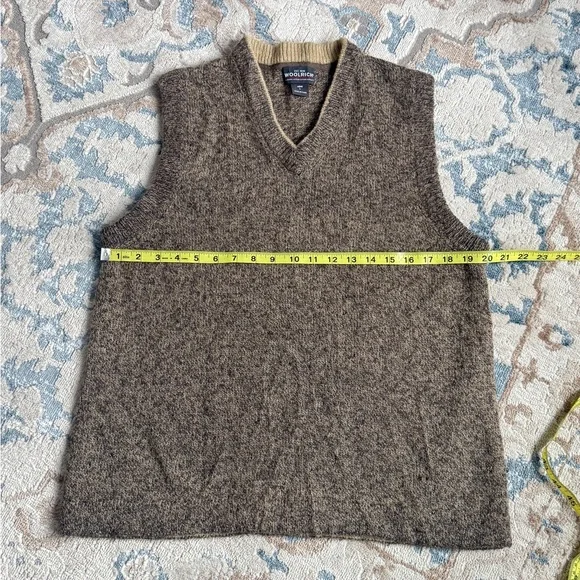 Woolrich 85% Wool Vest Olive Heather Warm and cozy Men’s Size Large - Picture 3 of 6